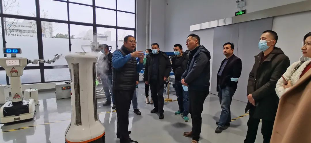 走近智能防疫·感受機(jī)器人魅力——“專(zhuān)精特新”企業(yè)家沙龍側(cè)記之八(圖4)